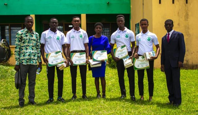 2019_20 academic excellence award